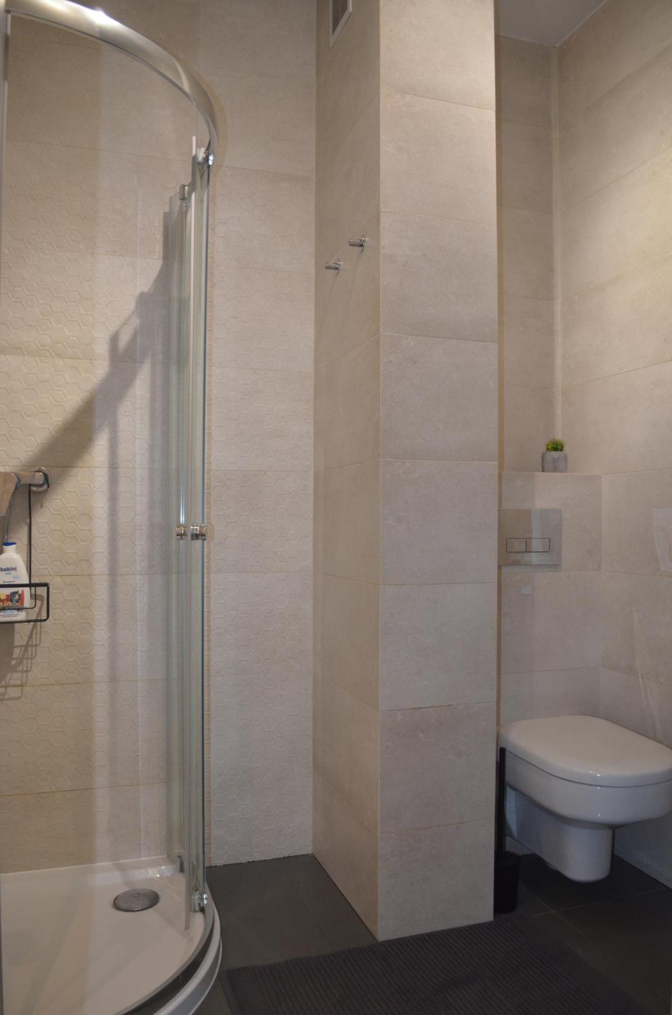 Apartment Sosnowiec City - Free Parking - Easy Check-In Екстер'єр фото